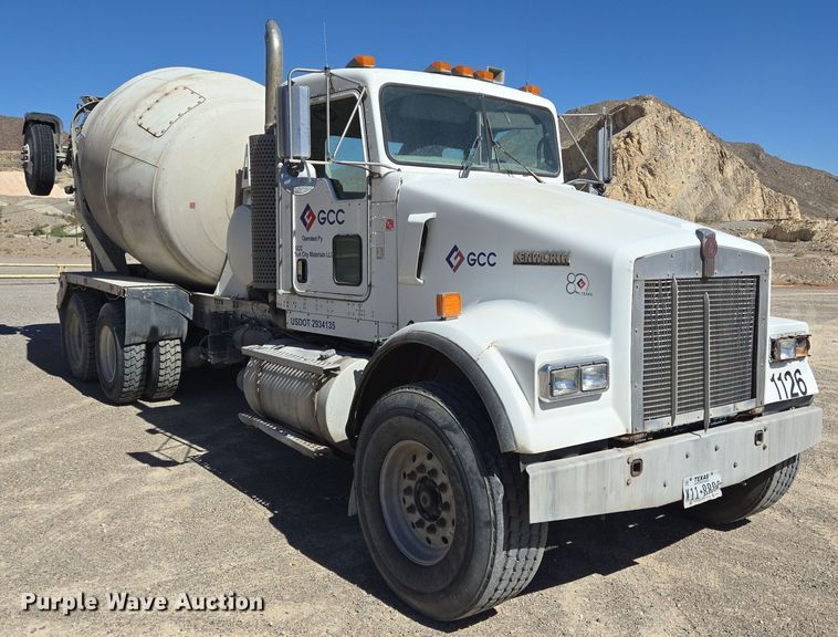 image for item DO2534 2007 Kenworth W900 ready mix truck
