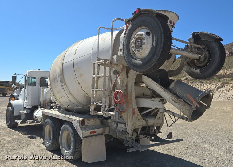 image for item DO2534 2007 Kenworth W900 ready mix truck