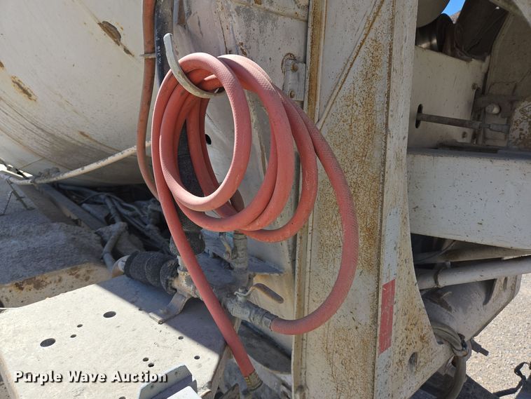 image for item DO2534 2007 Kenworth W900 ready mix truck