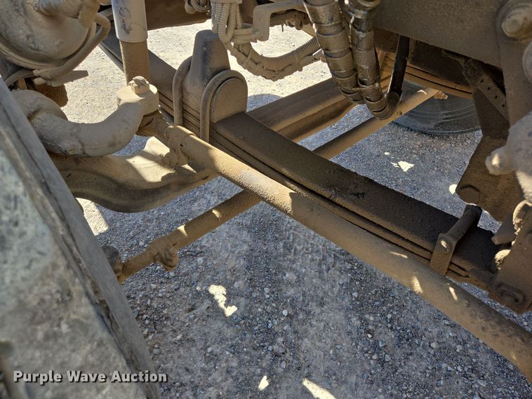 image for item DO2534 2007 Kenworth W900 ready mix truck