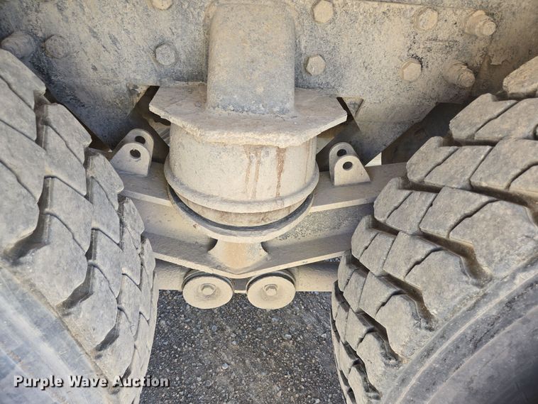 image for item DO2534 2007 Kenworth W900 ready mix truck