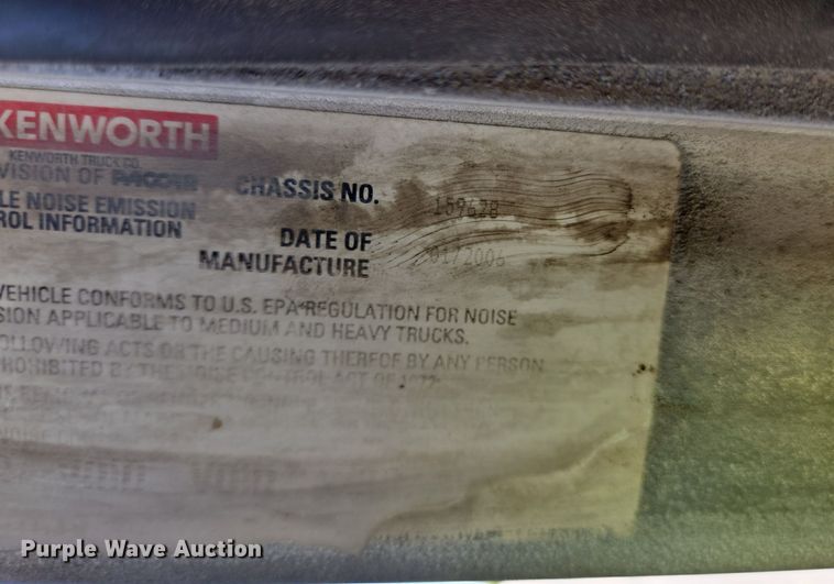 image for item DO2534 2007 Kenworth W900 ready mix truck