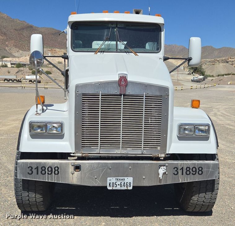 image for item DO2535 2006 Kenworth  W900 ready mix truck