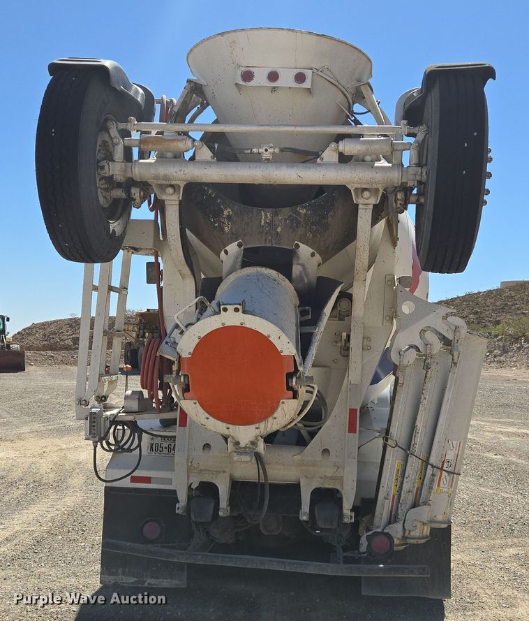 image for item DO2535 2006 Kenworth  W900 ready mix truck