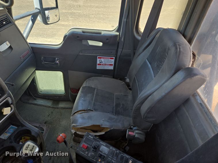 image for item DO2535 2006 Kenworth  W900 ready mix truck