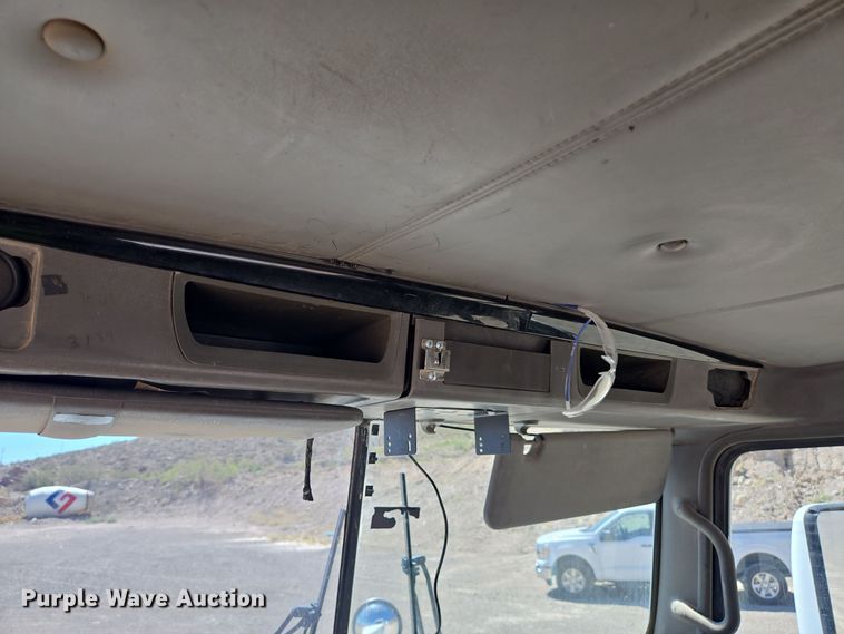 image for item DO2535 2006 Kenworth  W900 ready mix truck