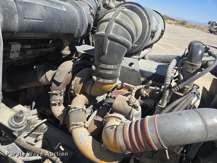 image for item DO2535 2006 Kenworth  W900 ready mix truck