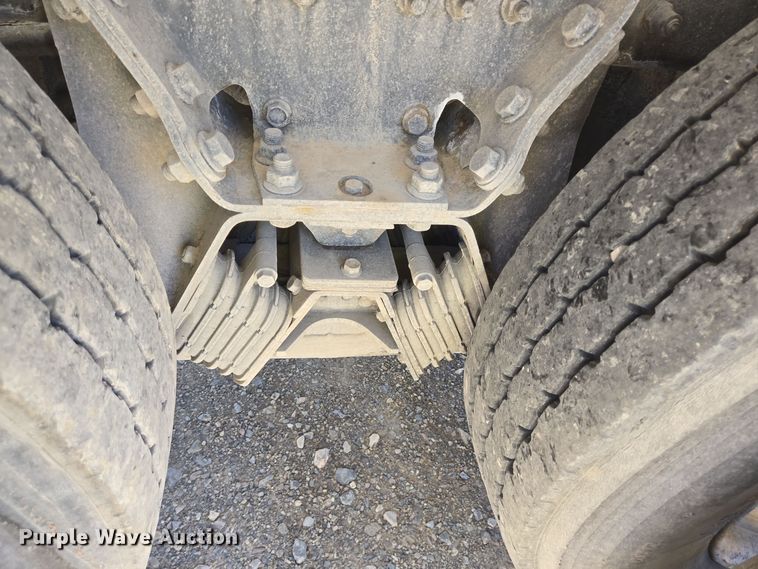 image for item DO2535 2006 Kenworth  W900 ready mix truck