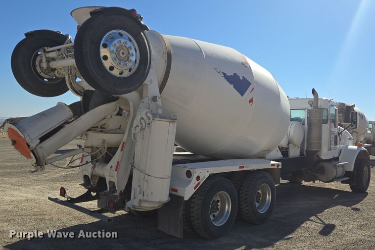 image for item DO2536 2006 Kenworth W900 ready mix truck