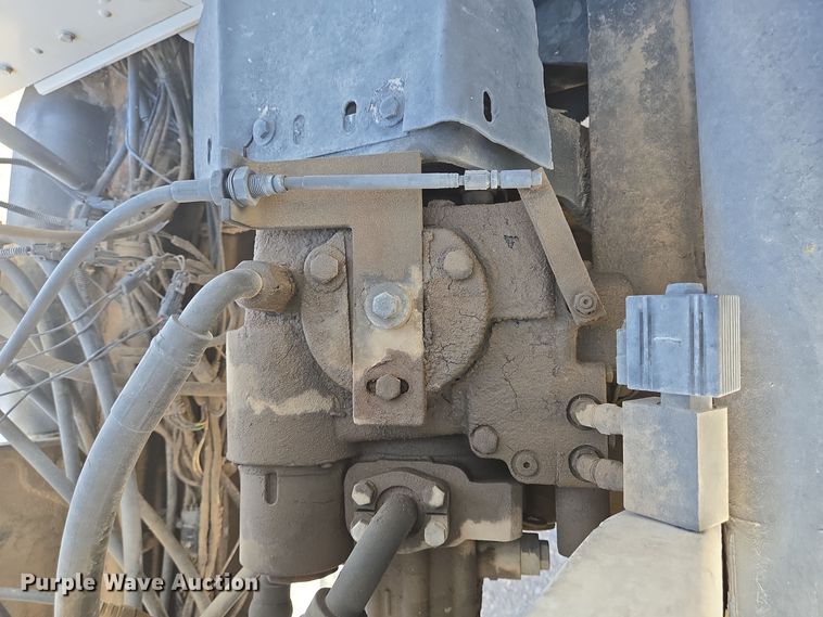 image for item DO2536 2006 Kenworth W900 ready mix truck