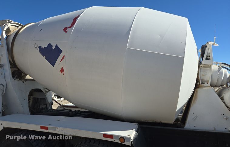 image for item DO2536 2006 Kenworth W900 ready mix truck