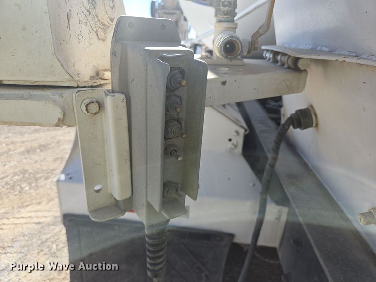 image for item DO2536 2006 Kenworth W900 ready mix truck