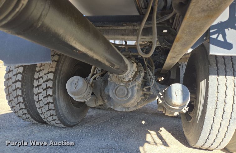 image for item DO2536 2006 Kenworth W900 ready mix truck