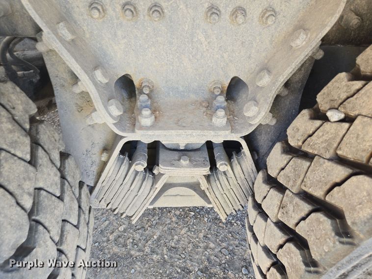 image for item DO2536 2006 Kenworth W900 ready mix truck