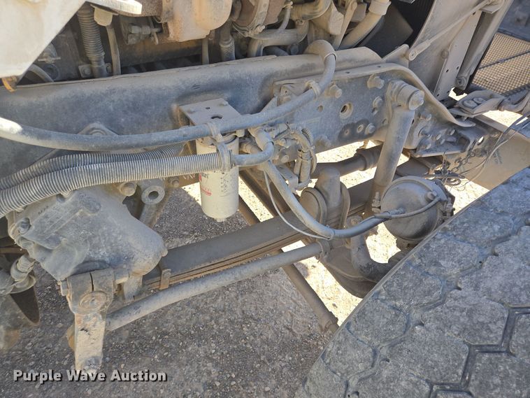 image for item DO2536 2006 Kenworth W900 ready mix truck