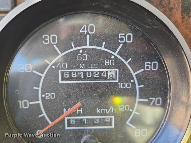 image for item DO2536 2006 Kenworth W900 ready mix truck