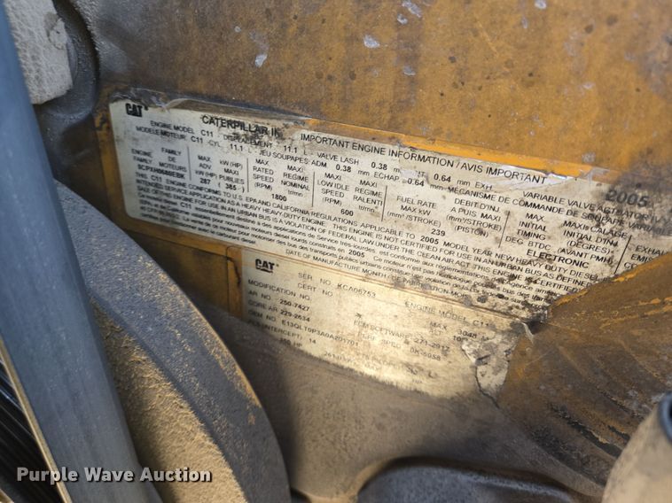 image for item DO2536 2006 Kenworth W900 ready mix truck