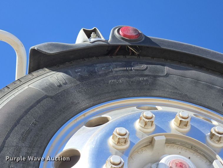 image for item DO2536 2006 Kenworth W900 ready mix truck