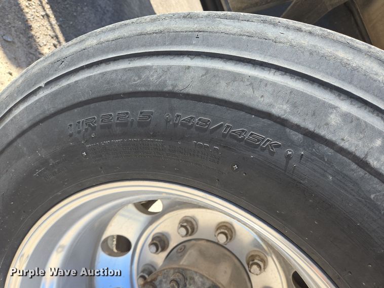 image for item DO2536 2006 Kenworth W900 ready mix truck