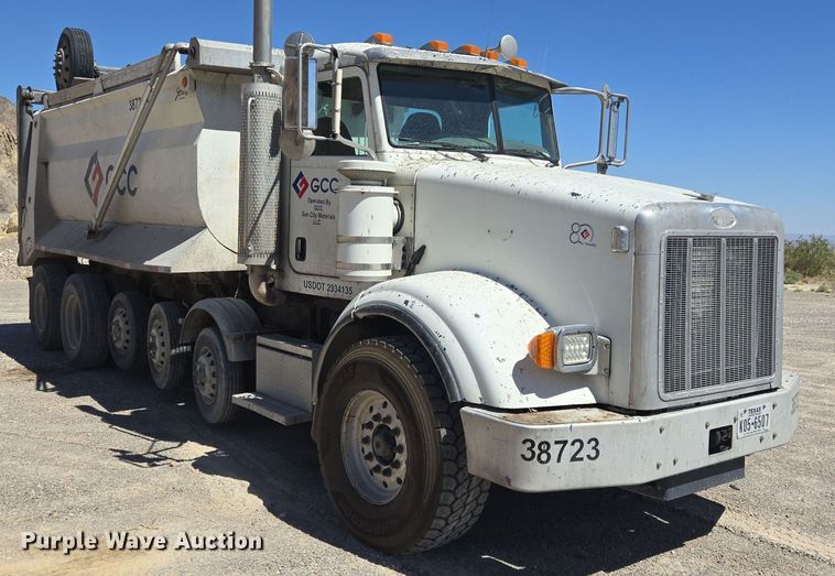 image for item DO2537 2007 Peterbilt 357 dump truck
