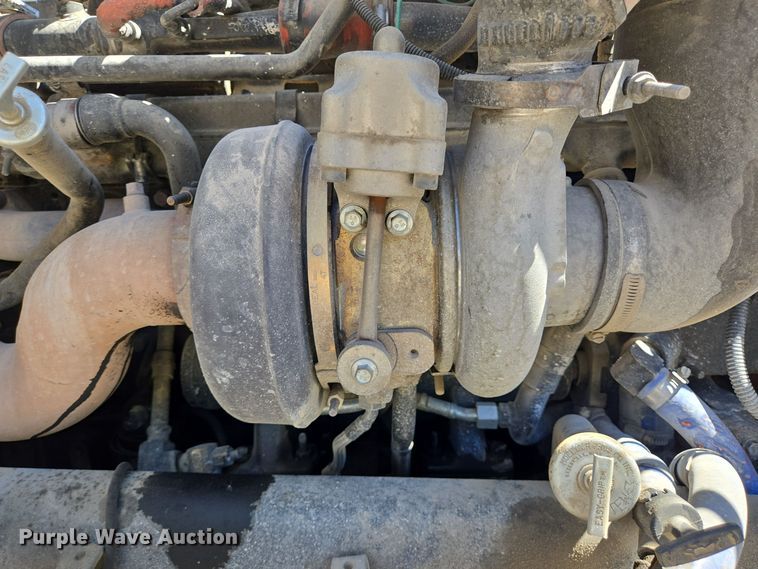 image for item DO2537 2007 Peterbilt 357 dump truck