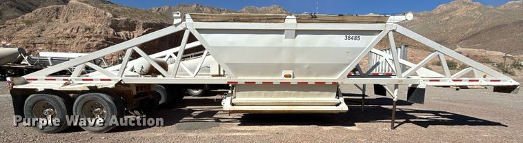 image for item DO2538 1998 Ranch Mfg. bottom dump trailer