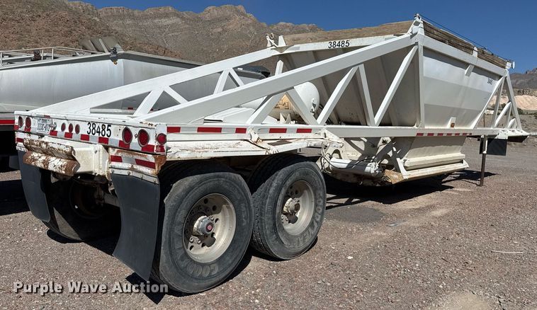 image for item DO2538 1998 Ranch Mfg. bottom dump trailer