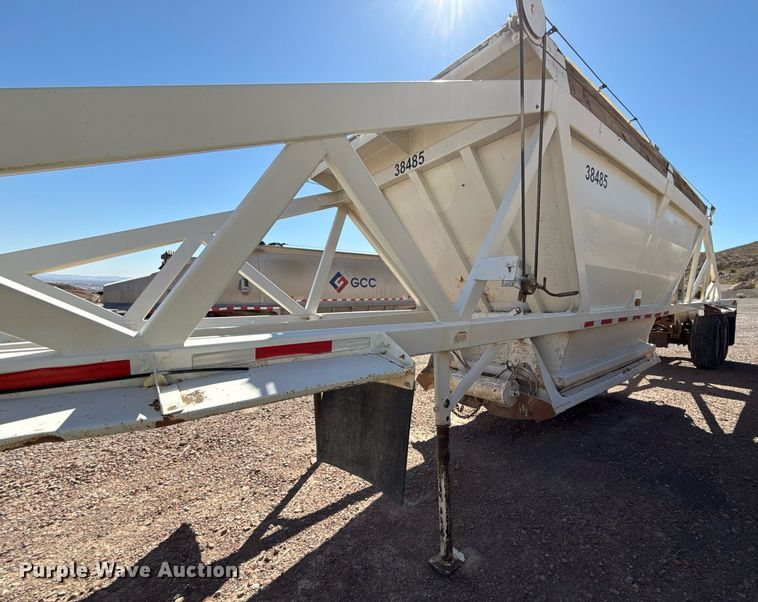 image for item DO2538 1998 Ranch Mfg. bottom dump trailer