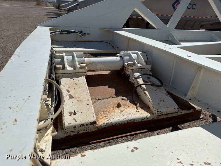 image for item DO2538 1998 Ranch Mfg. bottom dump trailer