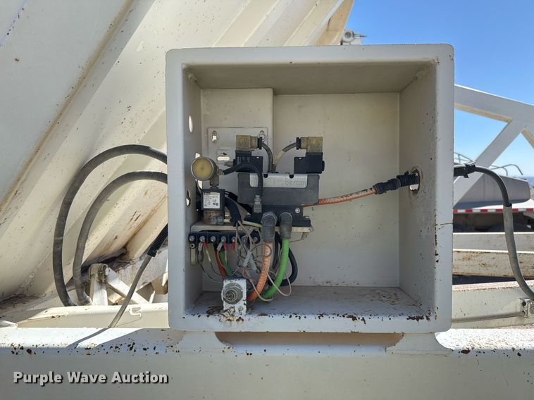 image for item DO2538 1998 Ranch Mfg. bottom dump trailer