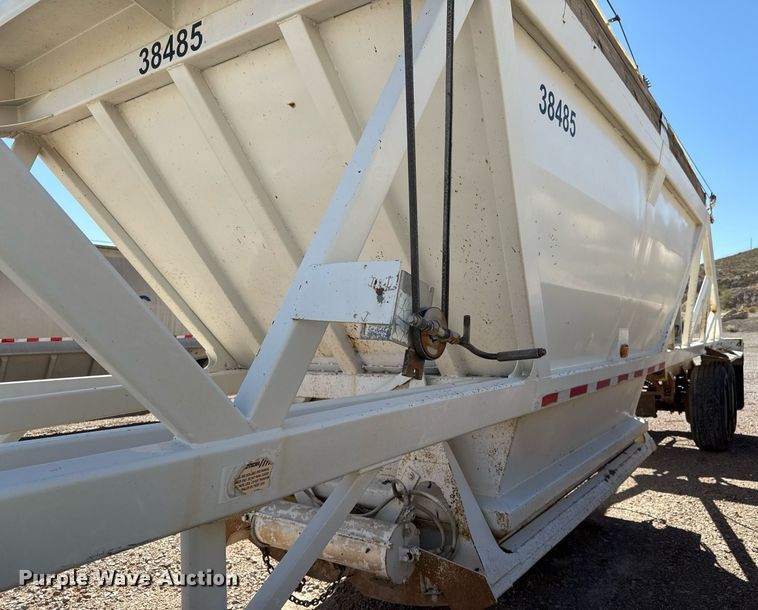 image for item DO2538 1998 Ranch Mfg. bottom dump trailer