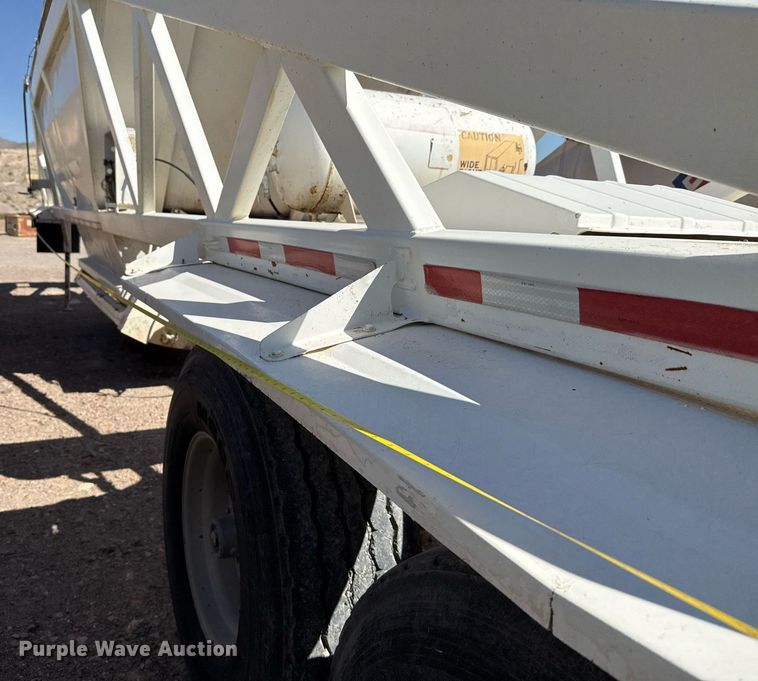 image for item DO2538 1998 Ranch Mfg. bottom dump trailer