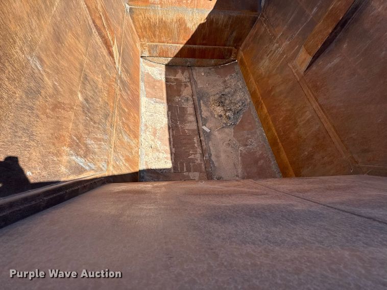 image for item DO2538 1998 Ranch Mfg. bottom dump trailer