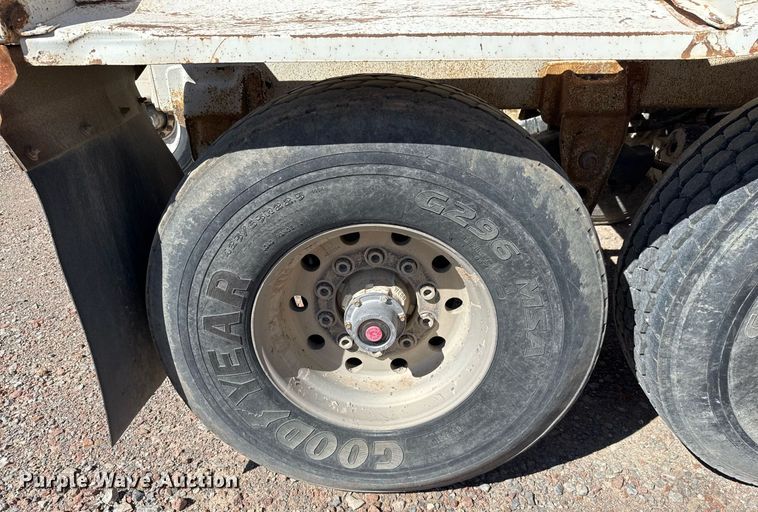 image for item DO2538 1998 Ranch Mfg. bottom dump trailer