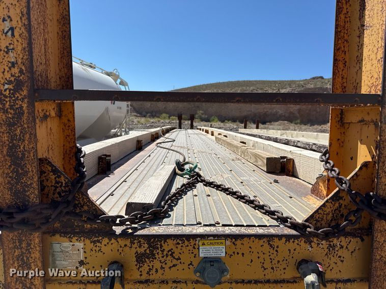 image for item DO2539 2000 Dorsey DGTS-42 flatbed trailer