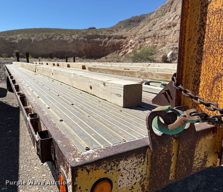 image for item DO2539 2000 Dorsey DGTS-42 flatbed trailer