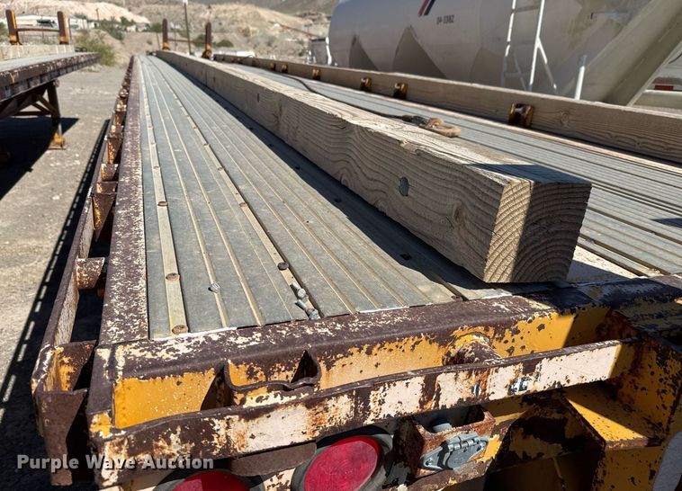 image for item DO2539 2000 Dorsey DGTS-42 flatbed trailer