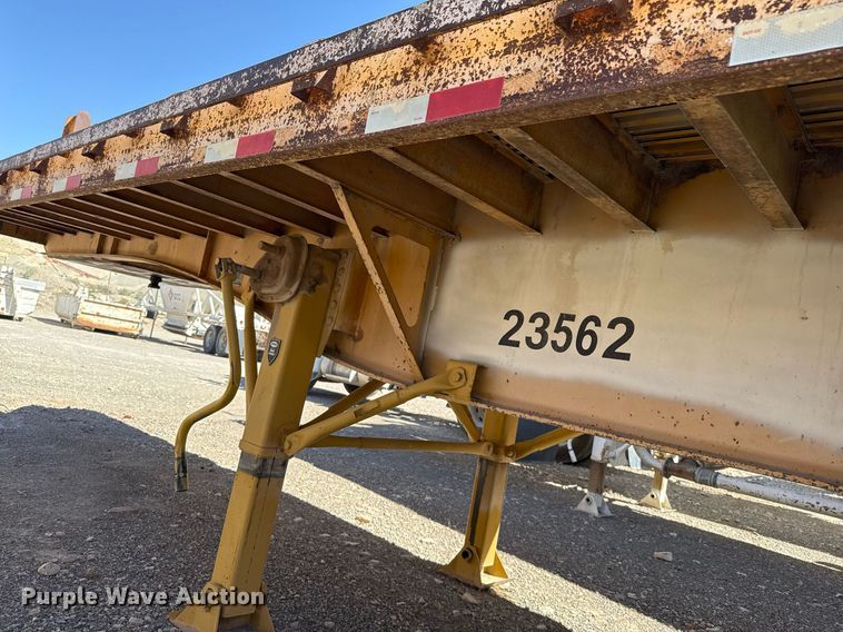 image for item DO2539 2000 Dorsey DGTS-42 flatbed trailer