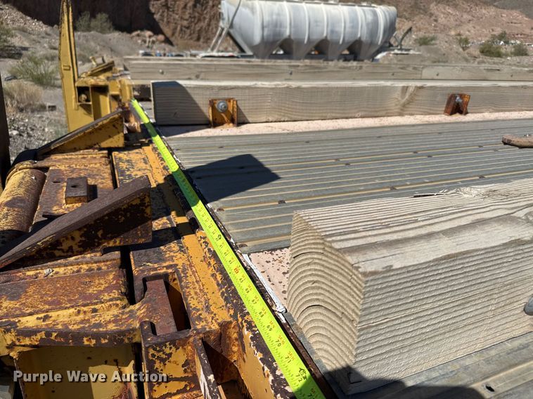 image for item DO2539 2000 Dorsey DGTS-42 flatbed trailer