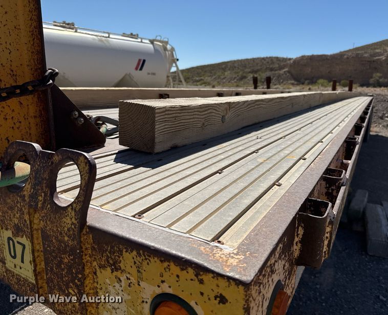 image for item DO2540 2000 Dorsey DGTS-42 flatbed trailer