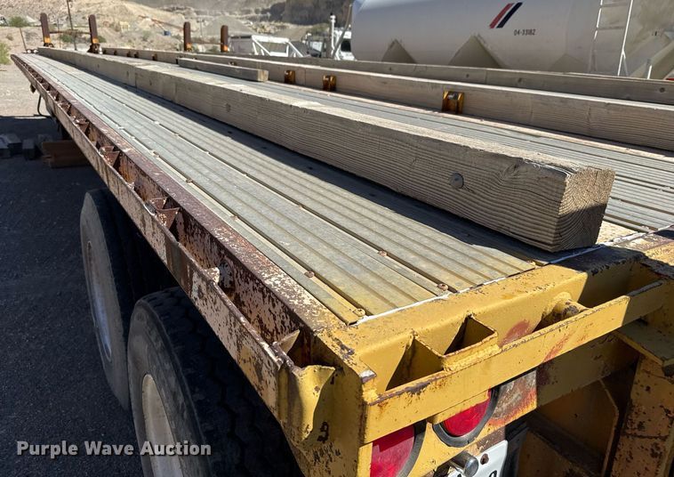 image for item DO2540 2000 Dorsey DGTS-42 flatbed trailer