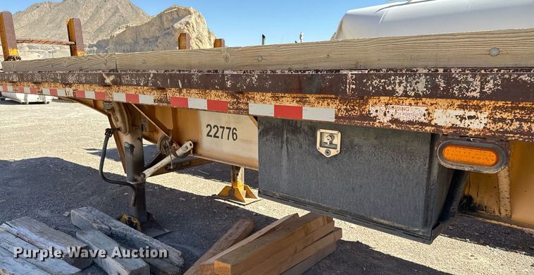 image for item DO2540 2000 Dorsey DGTS-42 flatbed trailer