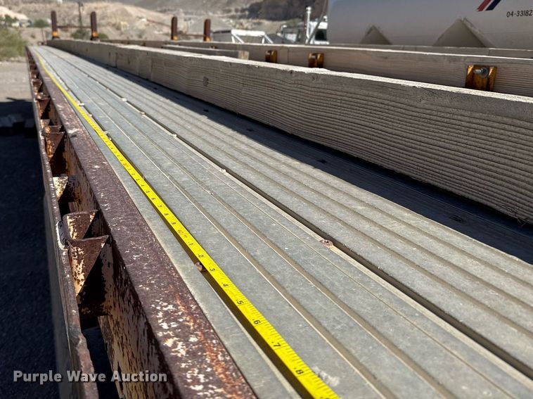 image for item DO2540 2000 Dorsey DGTS-42 flatbed trailer