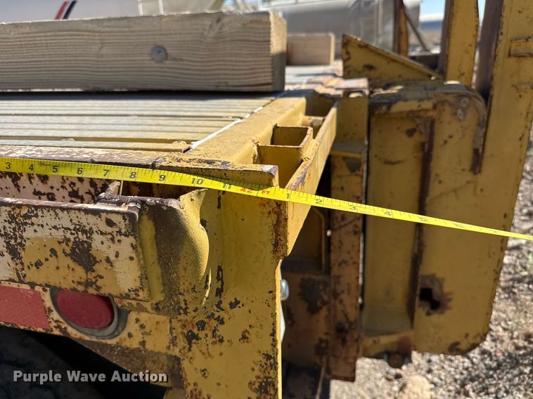 image for item DO2540 2000 Dorsey DGTS-42 flatbed trailer