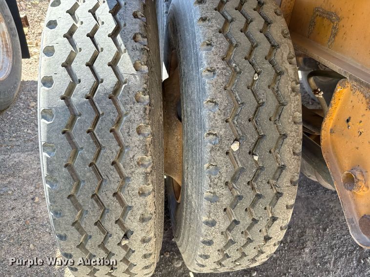 image for item DO2540 2000 Dorsey DGTS-42 flatbed trailer