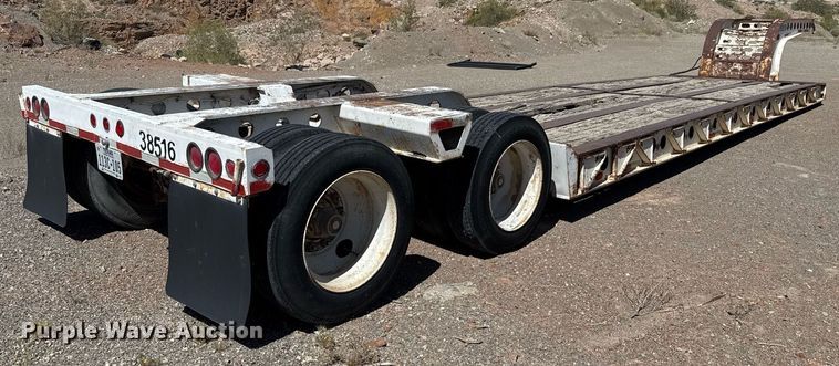 image for item DO2542 1986 Knight KB632 lowboy equipment trailer