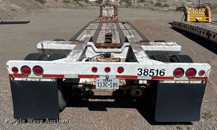 image for item DO2542 1986 Knight KB632 lowboy equipment trailer