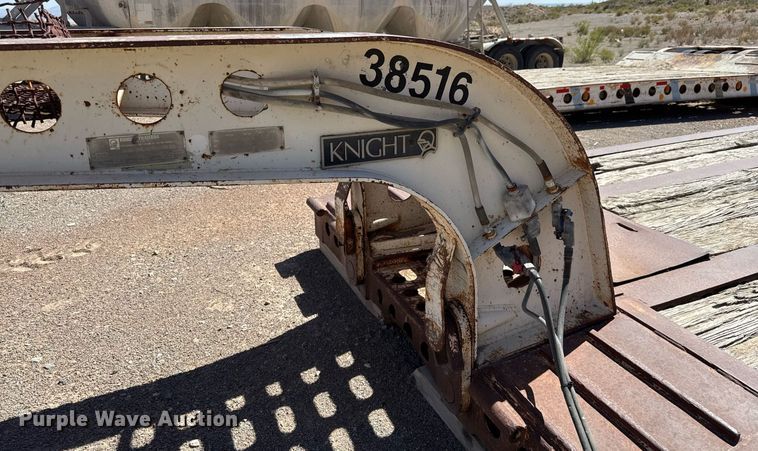 image for item DO2542 1986 Knight KB632 lowboy equipment trailer
