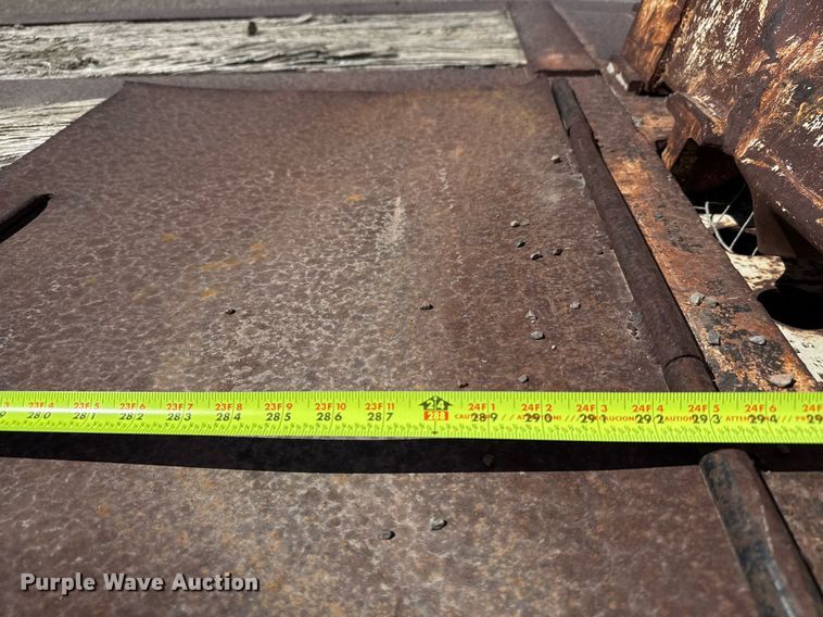 image for item DO2542 1986 Knight KB632 lowboy equipment trailer