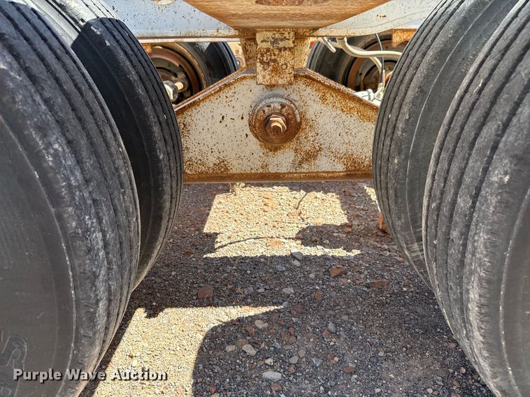 image for item DO2542 1986 Knight KB632 lowboy equipment trailer